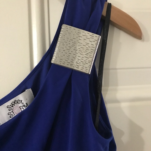 Blue dress - Picture 2 of 2